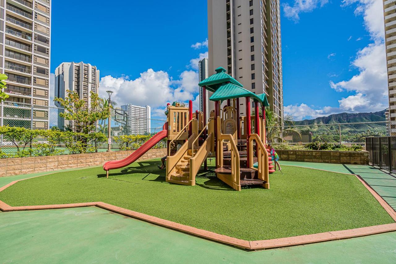Free Parking, Pool, Sauna, Spa, Wifi, Bbq, Ac - Waikiki Banyan Honolulu Dış mekan fotoğraf