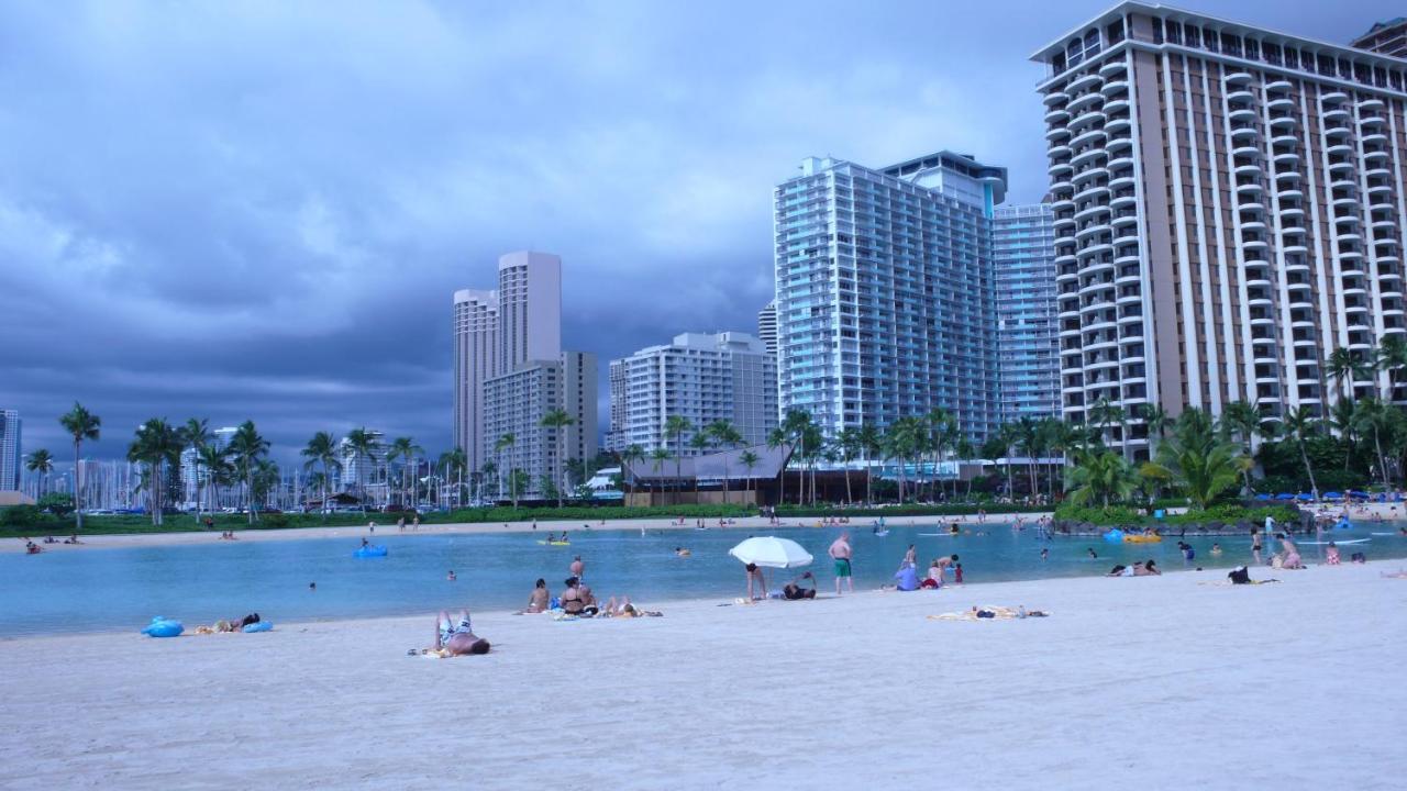 Free Parking, Pool, Sauna, Spa, Wifi, Bbq, Ac - Waikiki Banyan Honolulu Dış mekan fotoğraf