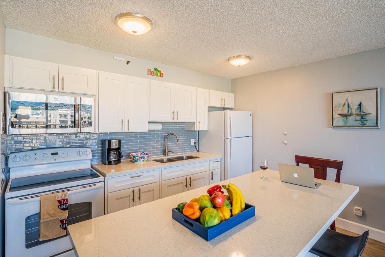 Free Parking, Pool, Sauna, Spa, Wifi, Bbq, Ac - Waikiki Banyan Honolulu Dış mekan fotoğraf